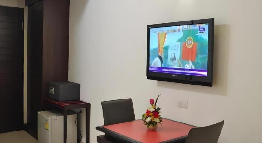 The Color Hotel Хат Яй Екстериор снимка